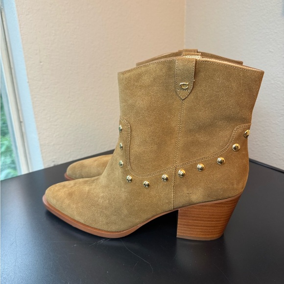 Authentic Coach Pauline Suede Bootie Coconut Tan Color Boots - Picture 1 of 10